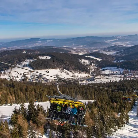 Czarna Gora 112 *